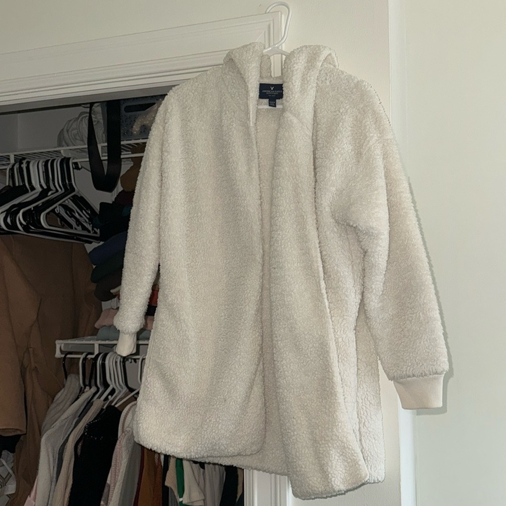 American Eagle 🦅 fuzzy sweater/jacket